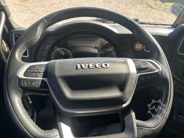 Standard tractor unit Iveco AS 440ST/P 490