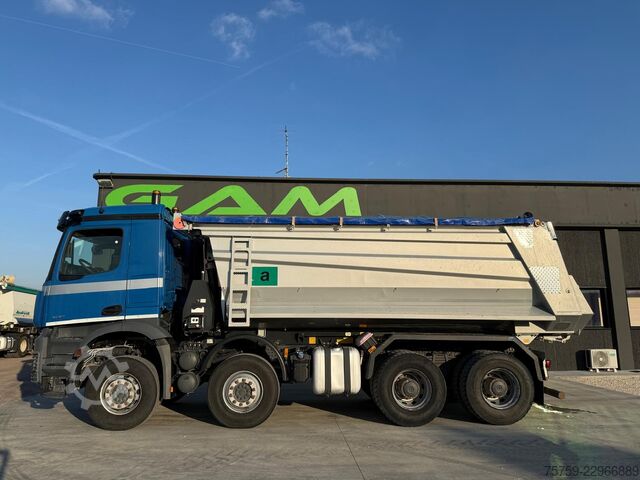 Tipper truck Mercedes-Benz Arocs 4145K Kipper 20cbm 8x4 40Ton Euro6