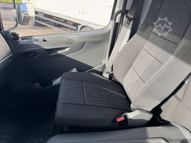 Three-way tipper van MERCEDES-BENZ ATEGO 818 / 2 x AHK / ORIGINAL KM !