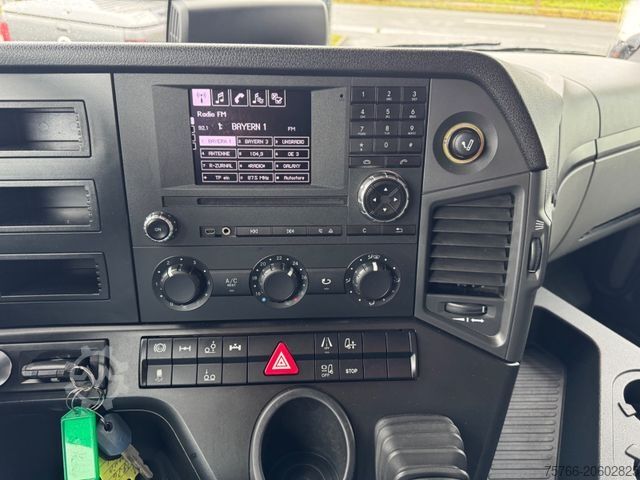 LKW mit Getränkeaufbau MERCEDES-BENZ ANTOS 2536 L / AHK / LBW / LENKACHSE