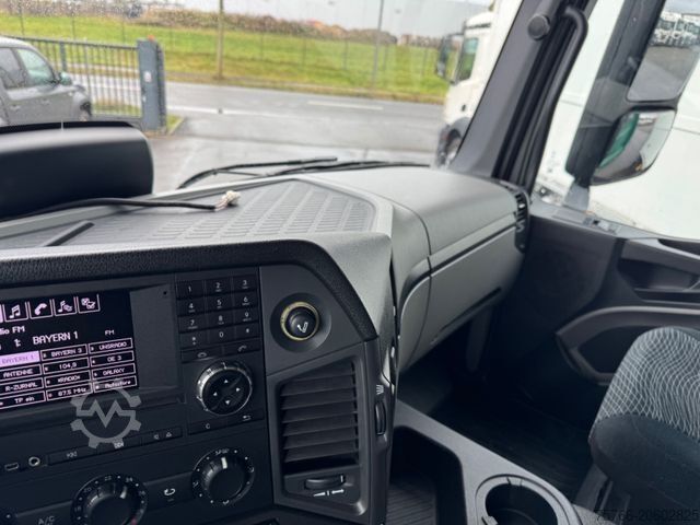 LKW mit Getränkeaufbau MERCEDES-BENZ ANTOS 2536 L / AHK / LBW / LENKACHSE