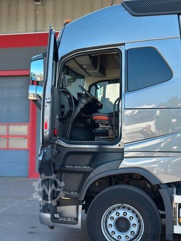 Roll-off tipper truck VOLVO FH 750 6x2 BL VDL AK LUXUS AUSSTATTUNG