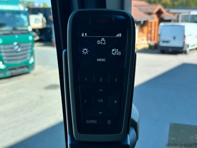 Roll-off tipper truck VOLVO FH 750 6x2 BL VDL AK LUXUS AUSSTATTUNG