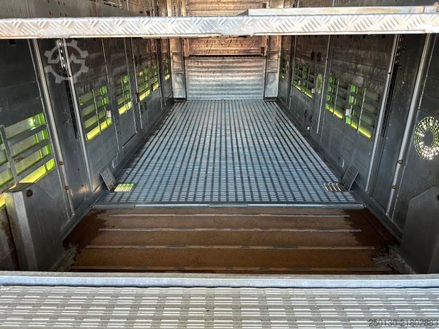 Livestock semitrailer Finkl MultiLiner XXL/VSE/Ladelift/Tränke/Hubdach