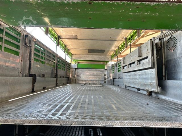 Livestock semitrailer Finkl MultiLiner XXL/VSE/Ladelift/Tränke/Hubdach
