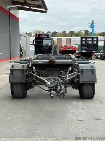 Roll off trailer KEMPF PA 27 3.Achs Containerah./elek. Schlitten lift