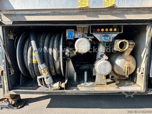 Tanker semitrailer  WILLIG 4 Kammern Tanker/Diesel/TRIDEC/SENING 33