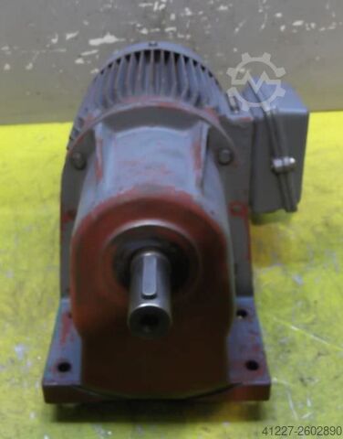 Geared motor 0.55/0.75 kW 112/224 rpm Bauer DKP8420V/200L