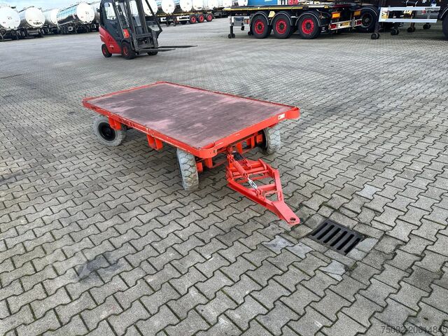 Loading platform Mafi double-steered and connectable heavy-duty trail...