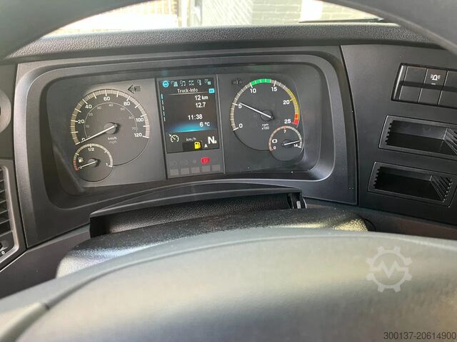 Chassis with cab Mercedes-Benz Arocs 3340 A 6x6 Chassis cabin