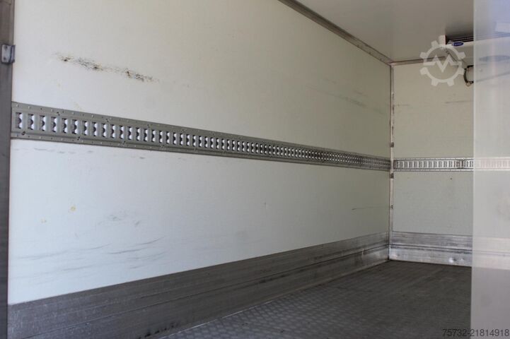 Commercial vehicle VW Crafter  Carrier Tür+Laderbordwand S.Tür 3-Sitze