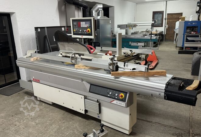Circular sawing machines SCM SI450E