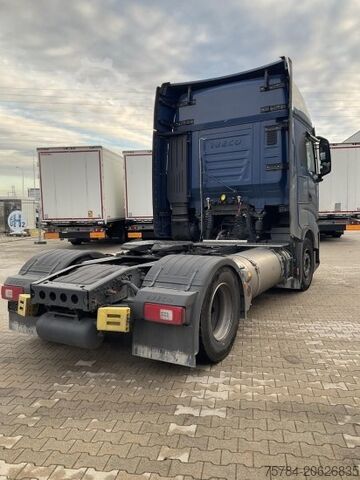 Standard tractor unit IVECO S-WAY 460 RETARDER LNG, MIETKAUF MöGLICH!