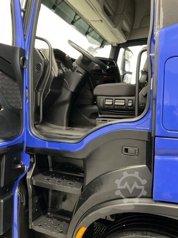 Standard tractor unit IVECO S-WAY 460 LNG    ALU-FELGEN, LED, MIETKAUF MöGLICH