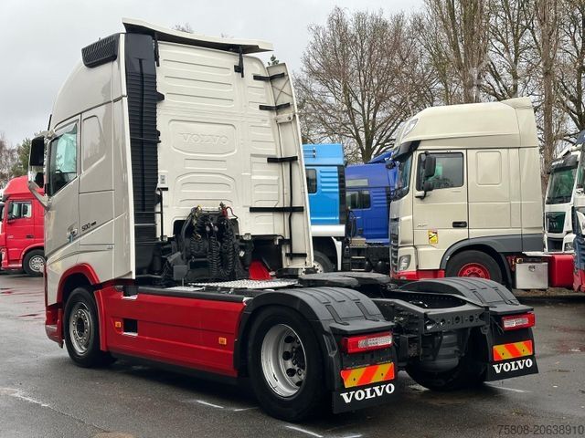 Standard tractor unit VOLVO FH500  I-Save 2Tanks 1055L ACC I-Park