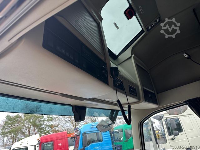 Standard tractor unit VOLVO FH500 I-Save 2Tanks 1055L ACC I-Park