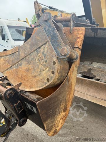 Mini excavator CATERPILLAR 306