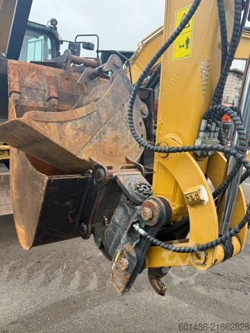Mini excavator CATERPILLAR 306