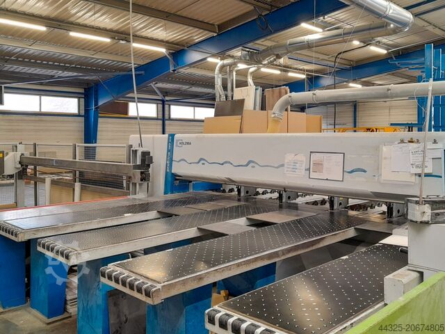 Plattensäge – Beschickung von vorne HOLZMA HPP 510/43/43