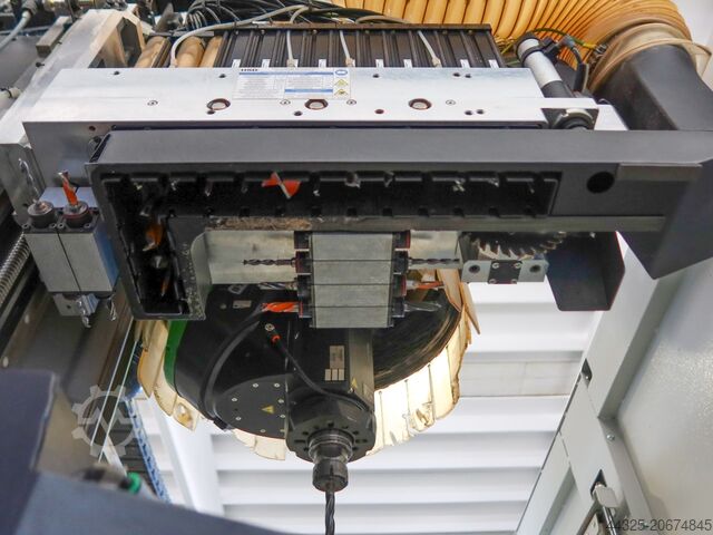 Bearbeitungszentrum mit Kantenverleimung BIESSE ROVER B EDGE 1950