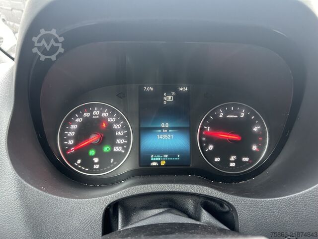 Closed box Mercedes-Benz Sprinter 517 1.9 CDI Euro 6 E / 143 dkm / Box /...