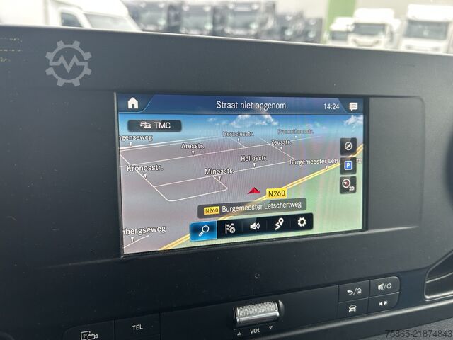 Closed box Mercedes-Benz Sprinter 517 1.9 CDI Euro 6 E / 143 dkm / Box /...
