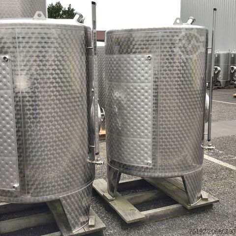 Werksneuer 1050 Liter heiz-/kühlbarer Gär-/Lagertank aus V2A K0182
