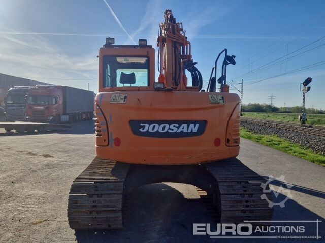 Excavator Doosan DX140LCR-3