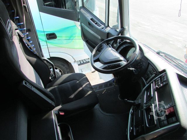 Standard SZM IVECO STRALIS AS440S46T/P LNG