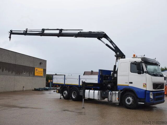 Loading platform Volvo FH 12.460