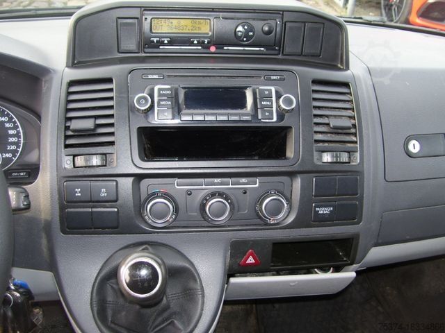 Panel van VOLKSWAGEN T6 KLIMA 4 MOTION