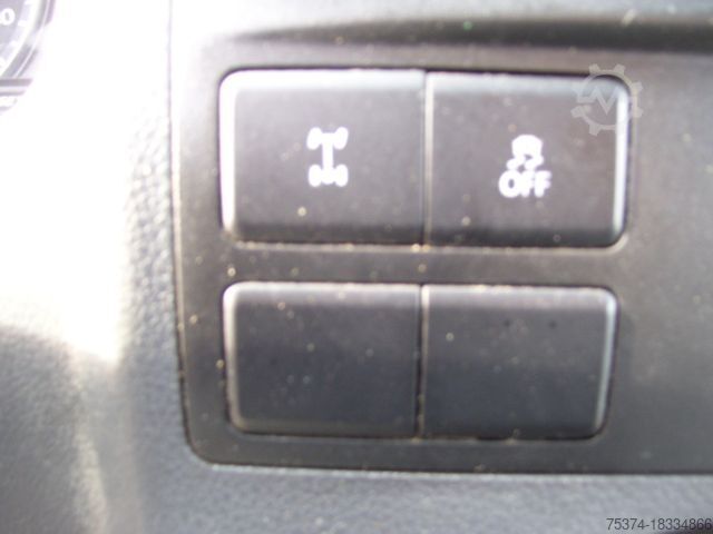 Panel van VOLKSWAGEN T6 KLIMA 4 MOTION