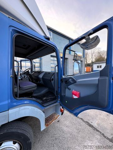 Curtain sider van MERCEDES-BENZ 818  bis 7,5 t