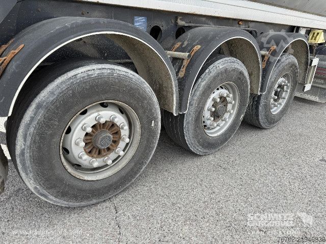 Tipper semitrailer Kässbohrer Tipper Steel half pipe body 27m³
