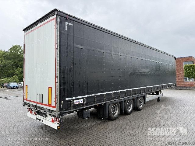 Open semitrailer with tarp Schmitz Cargobull Curtainsider Mega Getränke