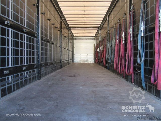 Open semitrailer with tarp Schmitz Cargobull Curtainsider Mega Getränke