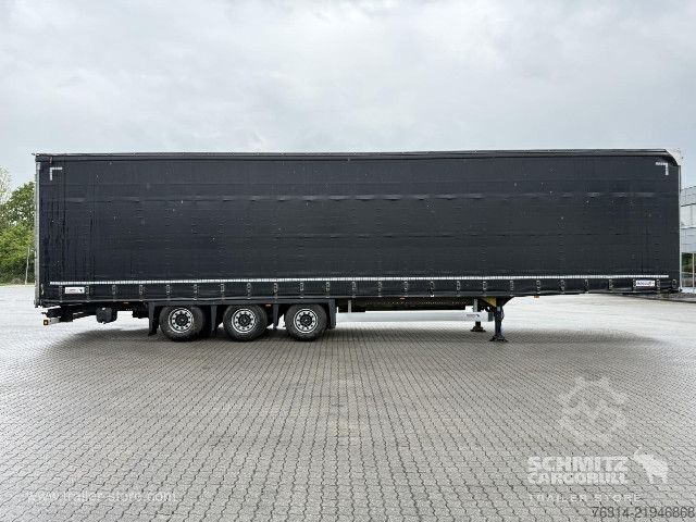 Open semitrailer with tarp Schmitz Cargobull Curtainsider Mega Getränke