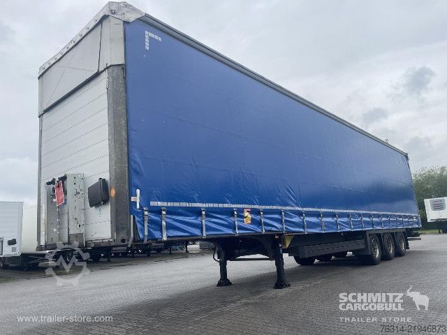 Open semitrailer with tarp Schmitz Cargobull Curtainsider Mega Getränke