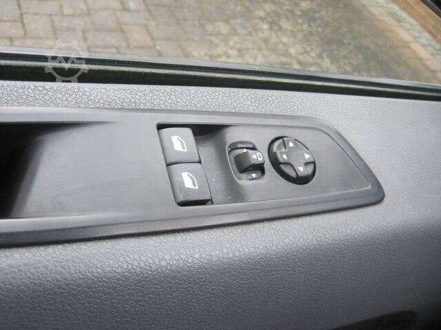 Box wagon long Citroen Jumpy2.0 HDI  Profi M 3-Sitzer Klima AHK