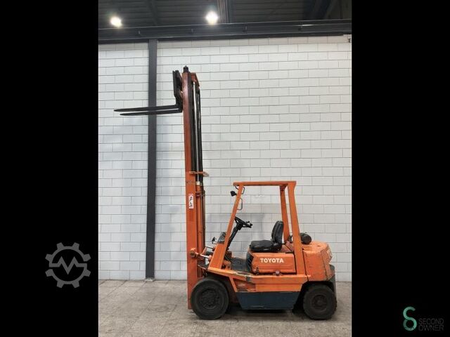 Forklift Toyota 02-5 FD 20