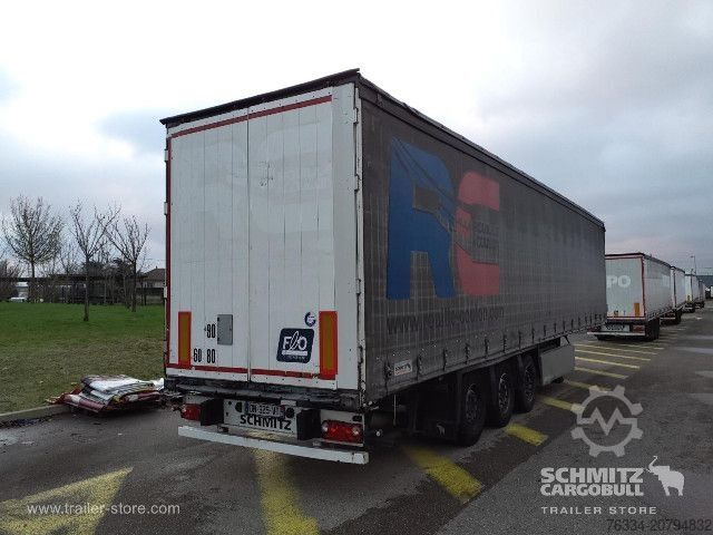 Open semitrailer with tarp Schmitz Cargobull Semitrailer Curtainsider Standard