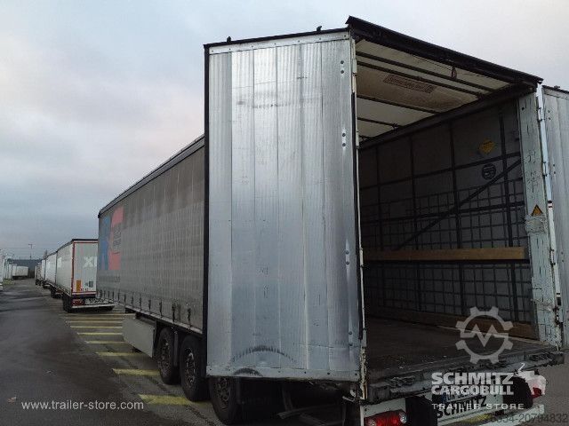 Open semitrailer with tarp Schmitz Cargobull Semitrailer Curtainsider Standard