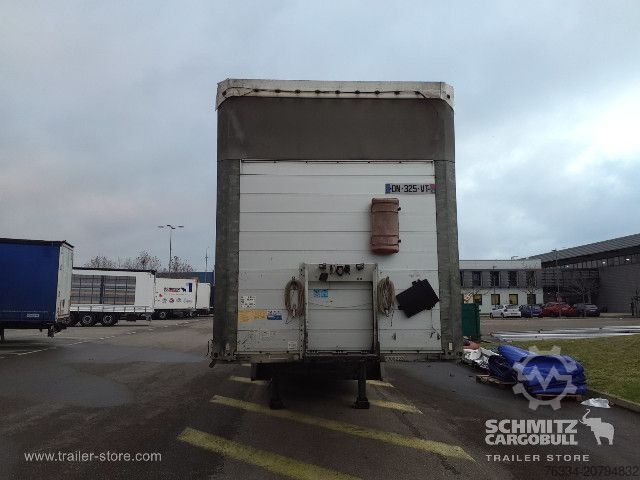 Open semitrailer with tarp Schmitz Cargobull Semitrailer Curtainsider Standard