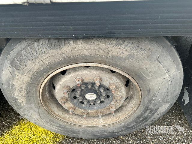 Open semitrailer with tarp Schmitz Cargobull Semitrailer Curtainsider Standard