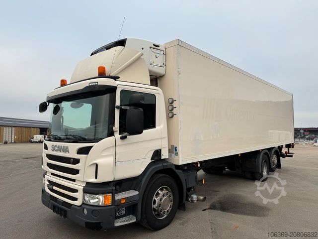Kühlkoffer-LKW SCANIA P320 6x2*4 Carrier Supra 1250 Mt 9.90 m. kasse
