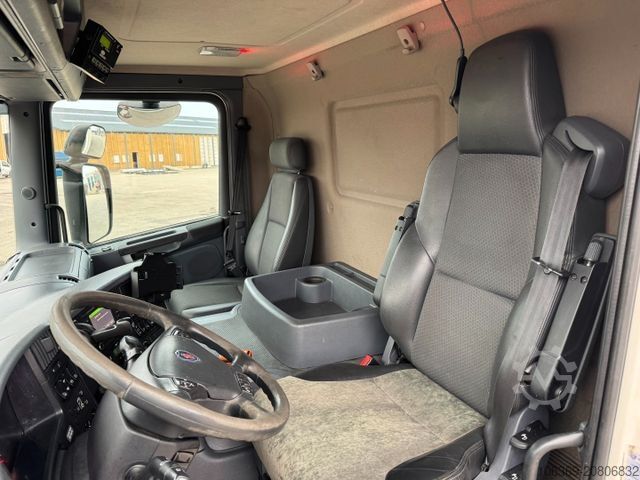 Kühlkoffer-LKW SCANIA P320 6x2*4 Carrier Supra 1250 Mt 9.90 m. kasse