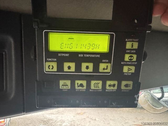 Kühlkoffer-LKW SCANIA P320 6x2*4 Carrier Supra 1250 Mt 9.90 m. kasse