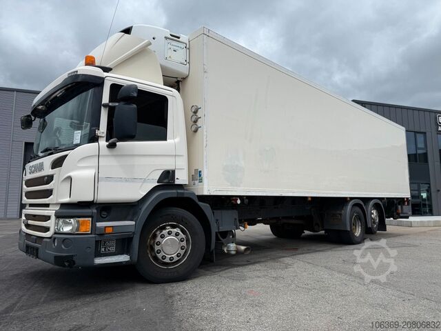 Refrigerated truck SCANIA P320 6x2*4 Carrier Supra 1250 Mt 9.90 m. kasse