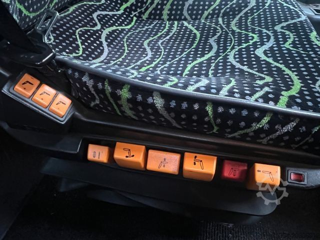 Überlandbus MERCEDES-BENZ Integro 0550 57 Sitze 6 Gang Dachklima Euro 5