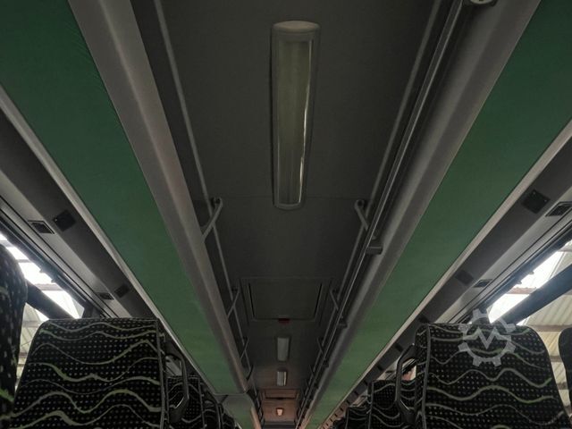 Überlandbus MERCEDES-BENZ Integro 0550 57 Sitze 6 Gang Dachklima Euro 5